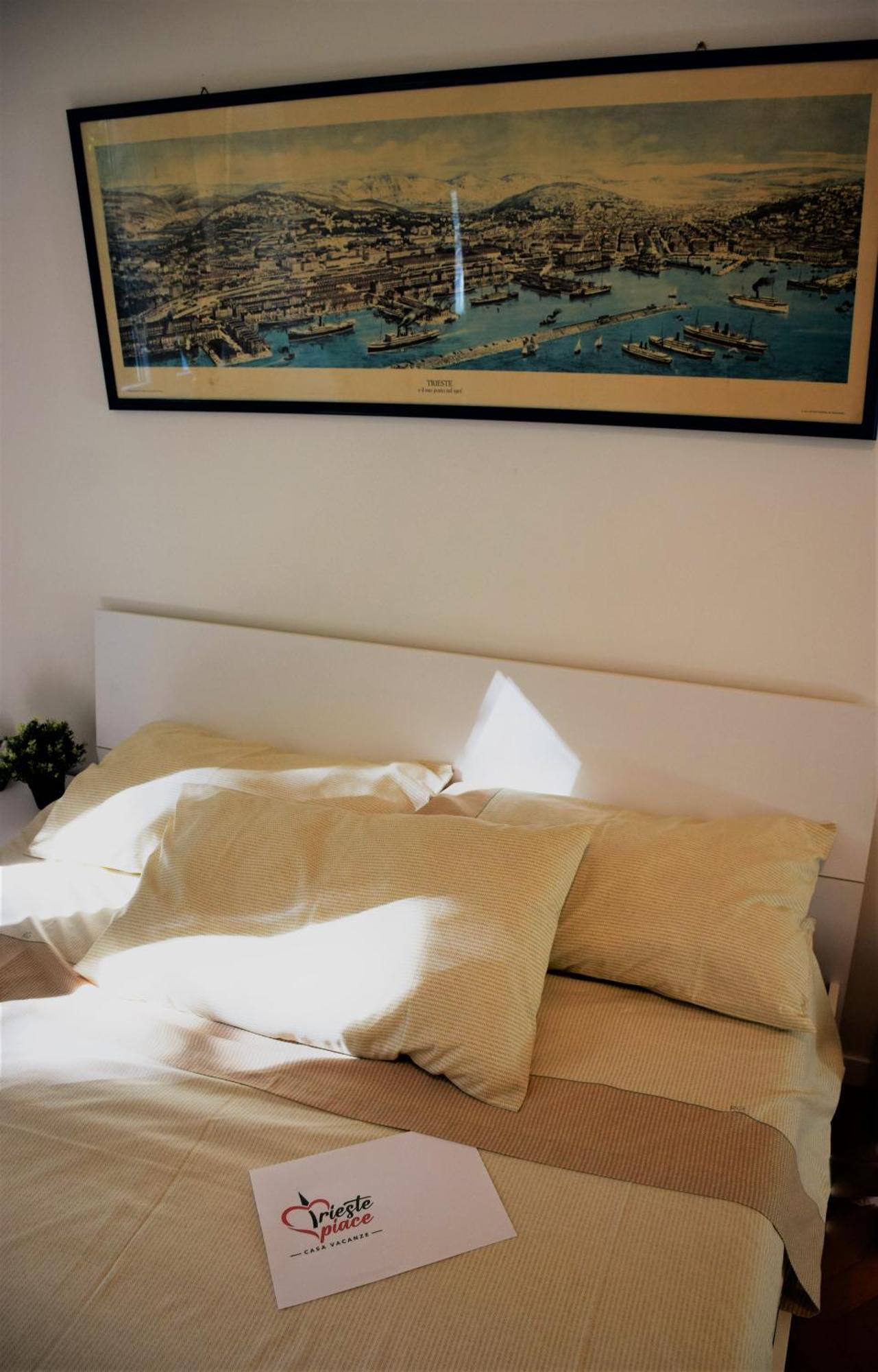 Casa Vacanze Trieste Piace Exterior photo